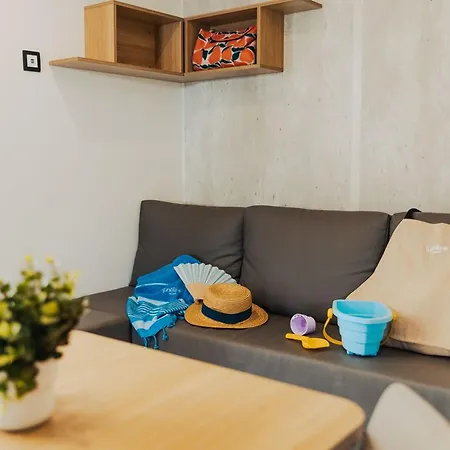 Mobil Avec Terrasse Au Calme - Api-1-52-1137 سان جان دي مونت